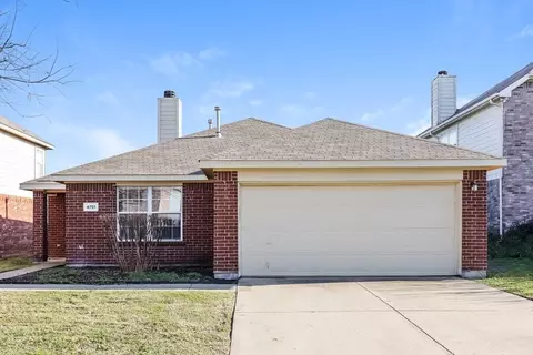 4701 Palm Ridge Dr, Fort Worth, TX 76133