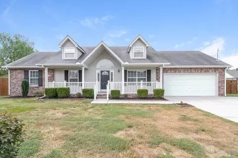 1403 Huddersfield Dr, Smyrna, TN 37167