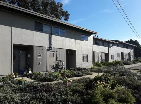 1707 Brooks St #B, San Francisco, CA 94129