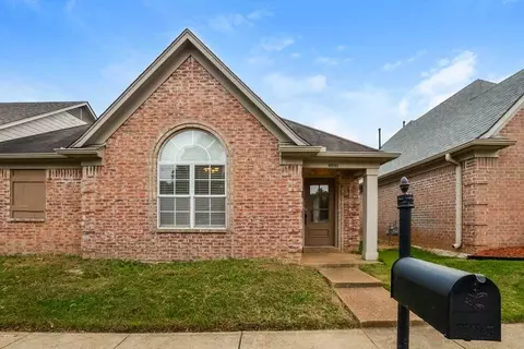 10253 Eveninghill Dr, Memphis, TN 38016