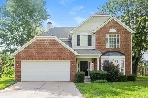 11319 Valerian Ct, Charlotte, NC 28213