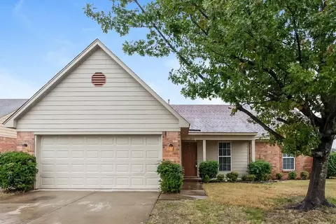 1800 Sarah Ann Dr W, Southaven, MS 38671