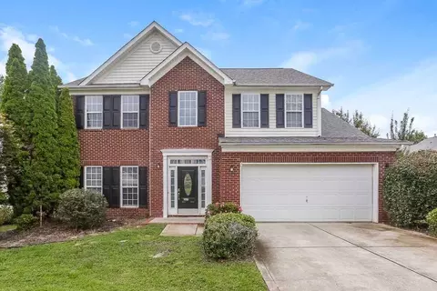 3435 Fairfax Woods Dr, Matthews, NC 28105