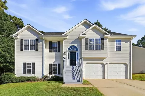 6348 New Gate Dr, Douglasville, GA 30134