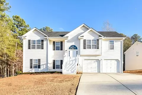 6348 New Gate Dr, Douglasville, GA 30134