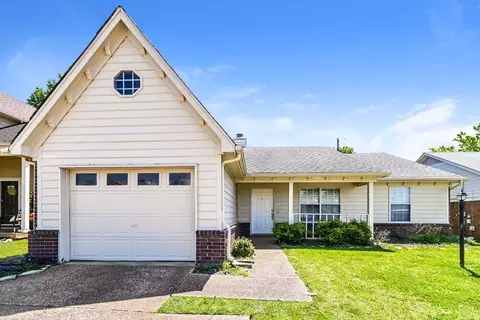 8389 Palm Springs Dr, Cordova, TN 38016