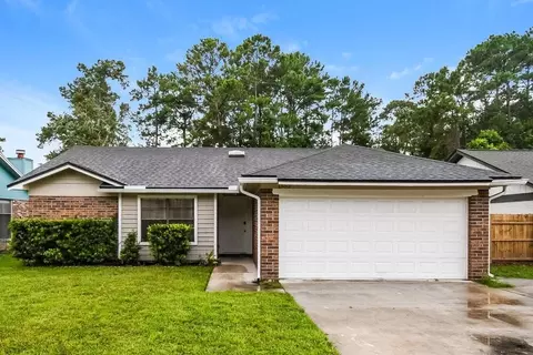 1552 Shearwater Dr, Jacksonville, FL 32218
