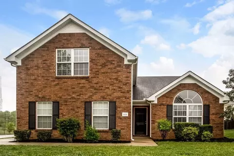 819 Kanatak Ln, Murfreesboro, TN 37128