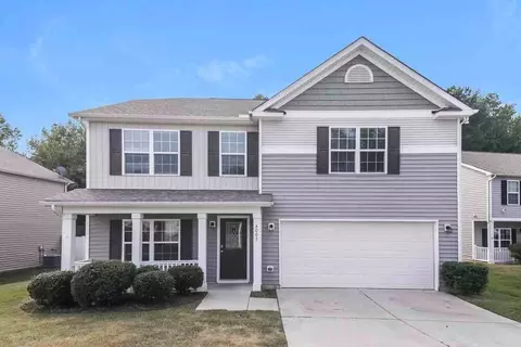 8007 Spiderlily Ct, Zebulon, NC 27597