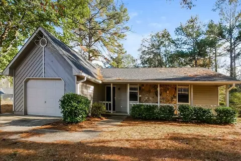 9346 Woodknoll Way, Jonesboro, GA 30238