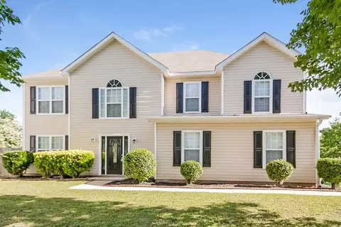 2599 Field Spring Dr, Lithonia, GA 30058