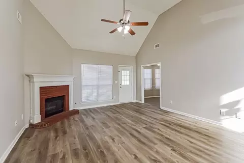 115 Syracuse Ln, Covington, GA 30016 photo 4