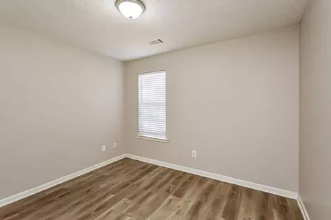 115 Syracuse Ln, Covington, GA 30016 photo 13
