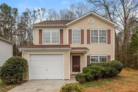 1209 Willow Bridge Ct, Charlotte, NC 28216