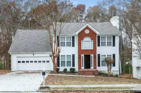 655 Simon Ive Dr, Lawrenceville, GA 30045