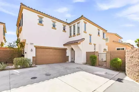 613 Ryan Peak Ln, Henderson, NV 89011