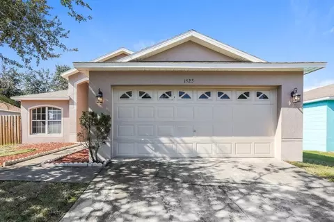 1532 Woodwind Dr, Apopka, FL 32703
