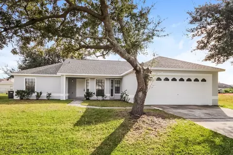 808 Cabaret Ct, Poinciana, FL 34759