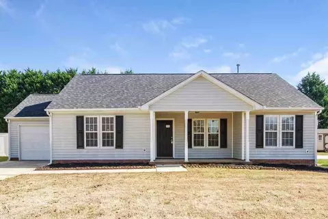9913 Meadowmead Ct, Charlotte, NC 28273