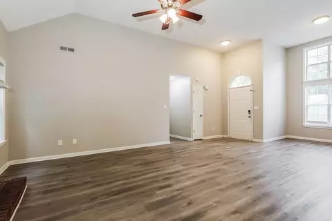 10990 Knotty Pine Pl, Hampton, GA 30228 photo 3