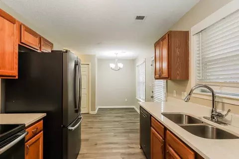 10990 Knotty Pine Pl, Hampton, GA 30228 photo 6