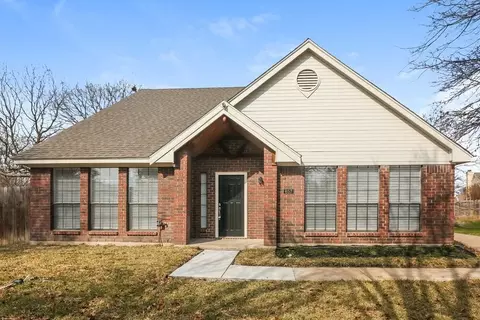 657 Edgewood Dr, Lancaster, TX 75146
