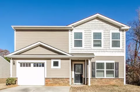 740 Willow Creek Dr, Gastonia, NC 28054