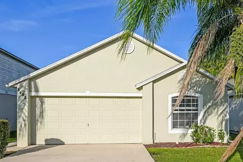 8448 Oak Crossing Dr W, Jacksonville, FL 32244