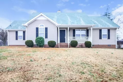 1906 Landmark Ln, Murfreesboro, TN 37128