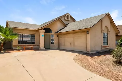 555 W Spur Ave, Gilbert, AZ 85233