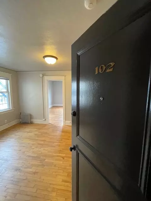 629 St Helens Ave, Tacoma, WA 98402