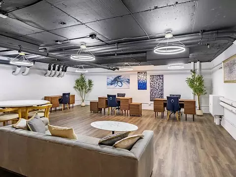 14526 Kittridge St, Van Nuys, CA 91405 photo 16