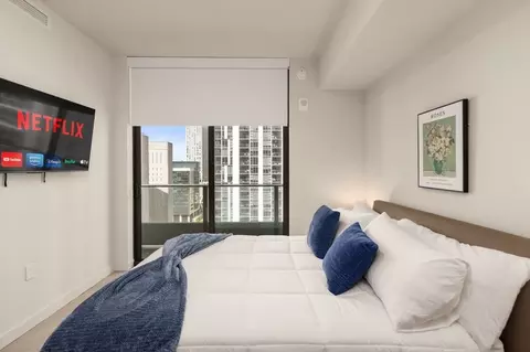 61 NE 4th St, Miami, FL 33132