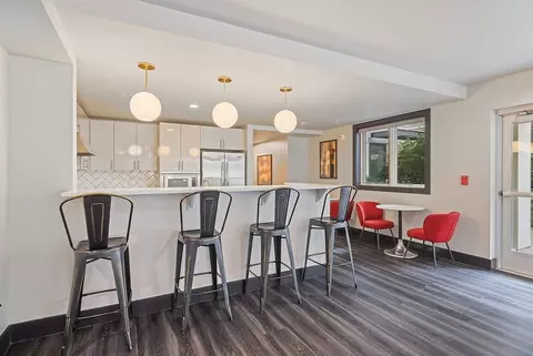 523 Broadway E, Seattle, WA 98102 photo 61