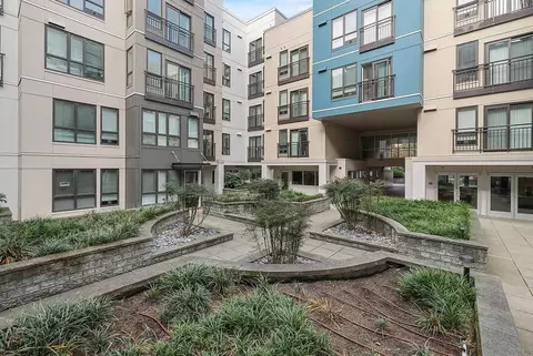 523 Broadway E, Seattle, WA 98102 photo 29
