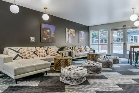 523 Broadway E, Seattle, WA 98102 photo 15