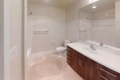 523 Broadway E, Seattle, WA 98102 photo 47