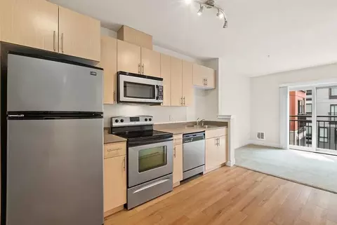 523 Broadway E, Seattle, WA 98102 photo 21