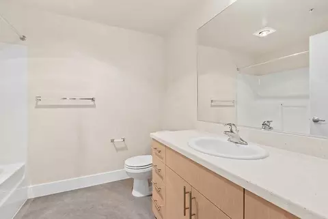 523 Broadway E, Seattle, WA 98102 photo 25
