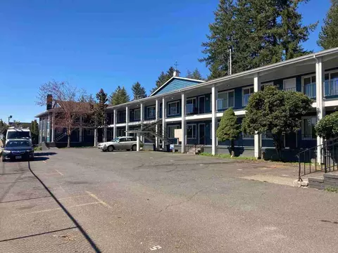 3560 SW Vista Dr, Cedar Hills, OR 97225