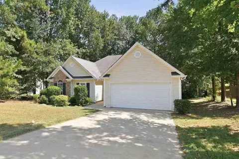 173 Revolutionary Dr, Hampton, GA 30228