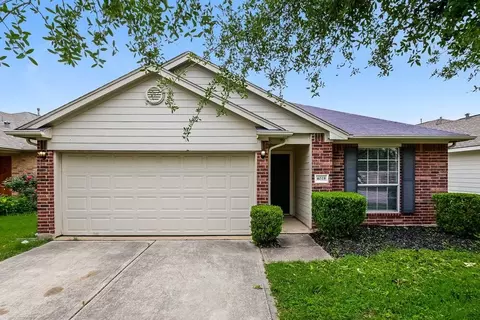 4018 Falvel Shadow Creek Dr, Spring, TX 77388