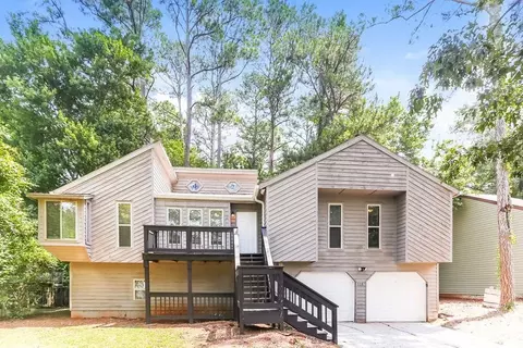 338 Triborough Holw, Lawrenceville, GA 30044