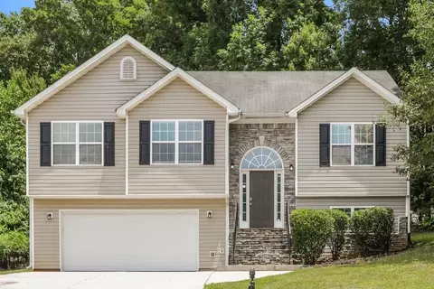 95 Cliff View Dr, Covington, GA 30016