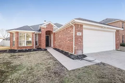 320 Foreston Dr, Roanoke, TX 76262