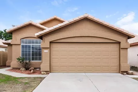 105 W Muriel Dr, Phoenix, AZ 85023