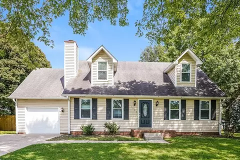 1506 Ashlawn Dr, Murfreesboro, TN 37129