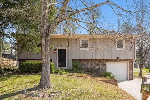 2194 Cherokee Valley Cir, Lithonia, GA 30058