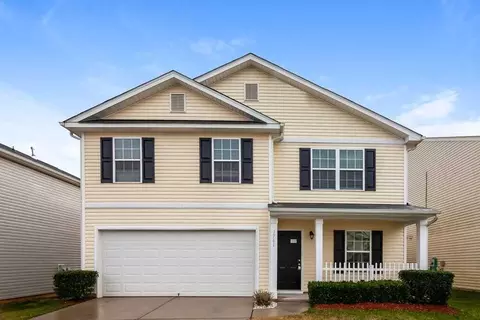 1761 Eastway Dr, Dallas, NC 28034