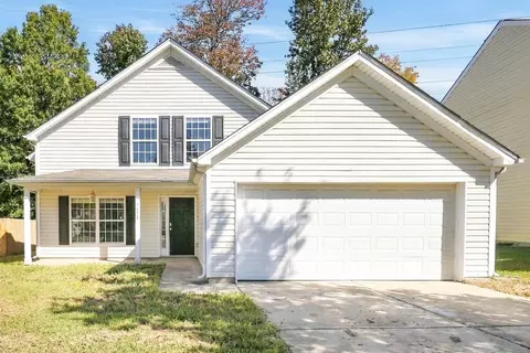 7028 Indian Ridge Ln, Charlotte, NC 28214